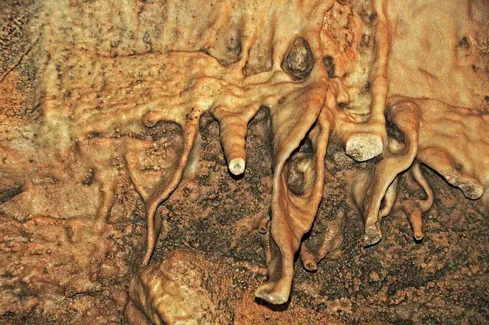 Onyx raw specimen 4